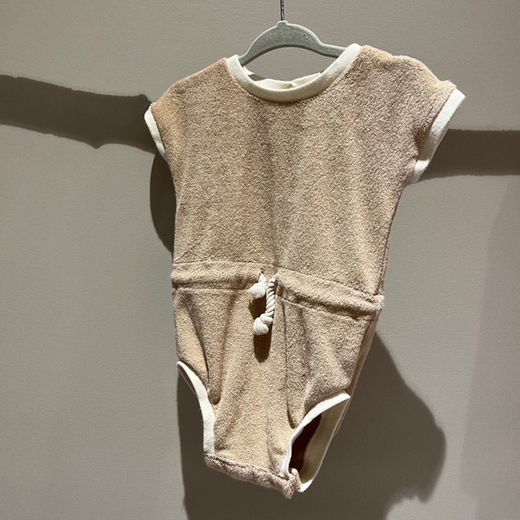 Quincy Mae Terry romper - Picture 1 of 2